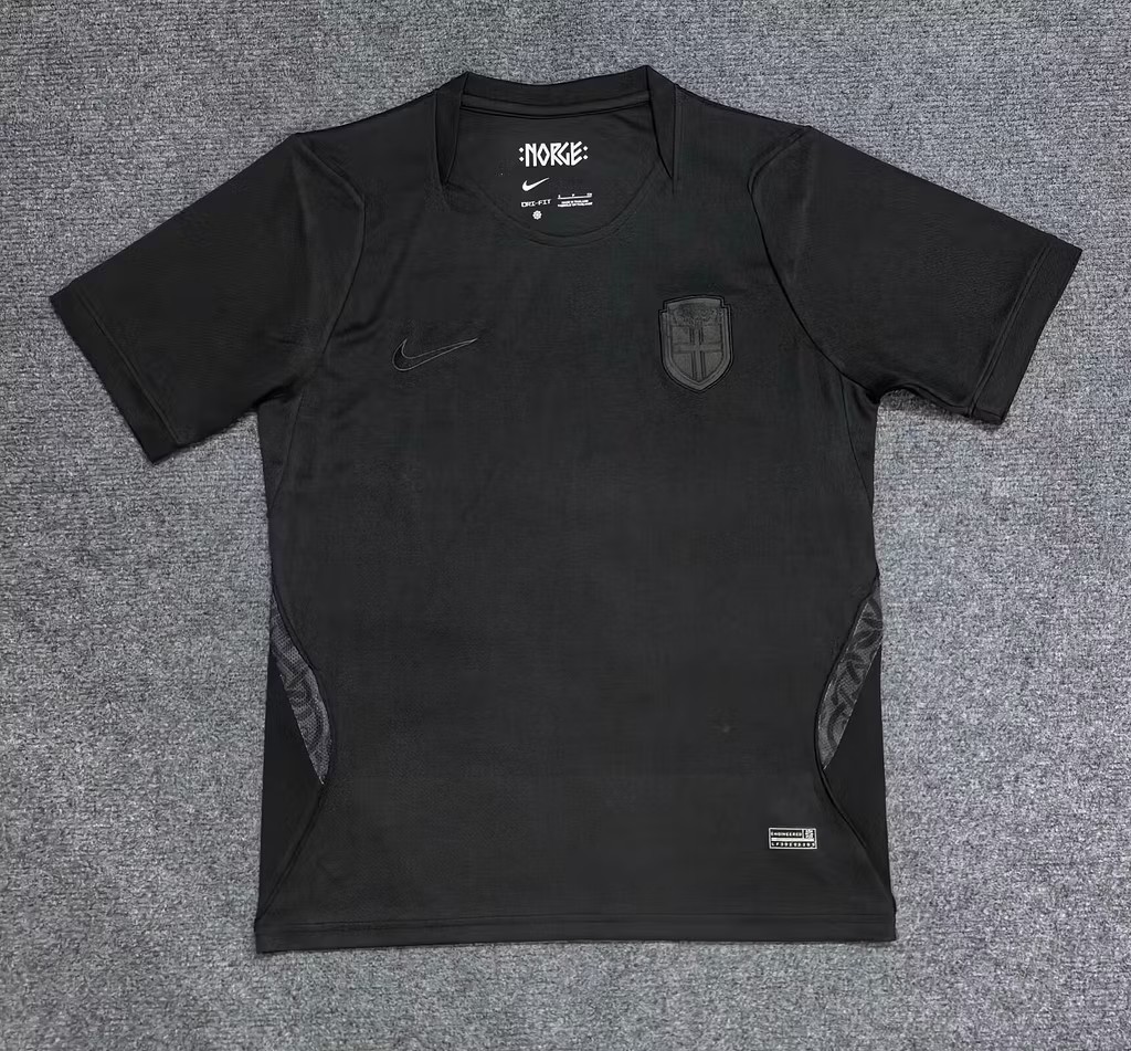 Camiseta Noruega Tipo Fan Visitante (S)